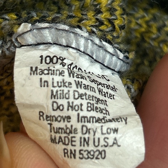 In Charge USA Vintage Leopard Jaguar Cheetah Figure Knit Sweater, Animal Print - Picture 12 of 12